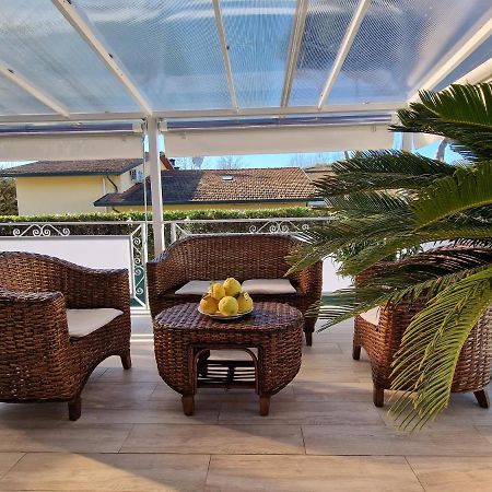 Tra Forte Dei Marmi E Marina Di Massa - Il Melograno Buitenkant foto